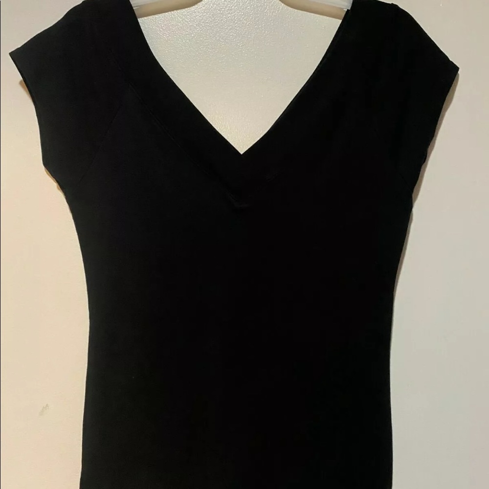 Gap v neck